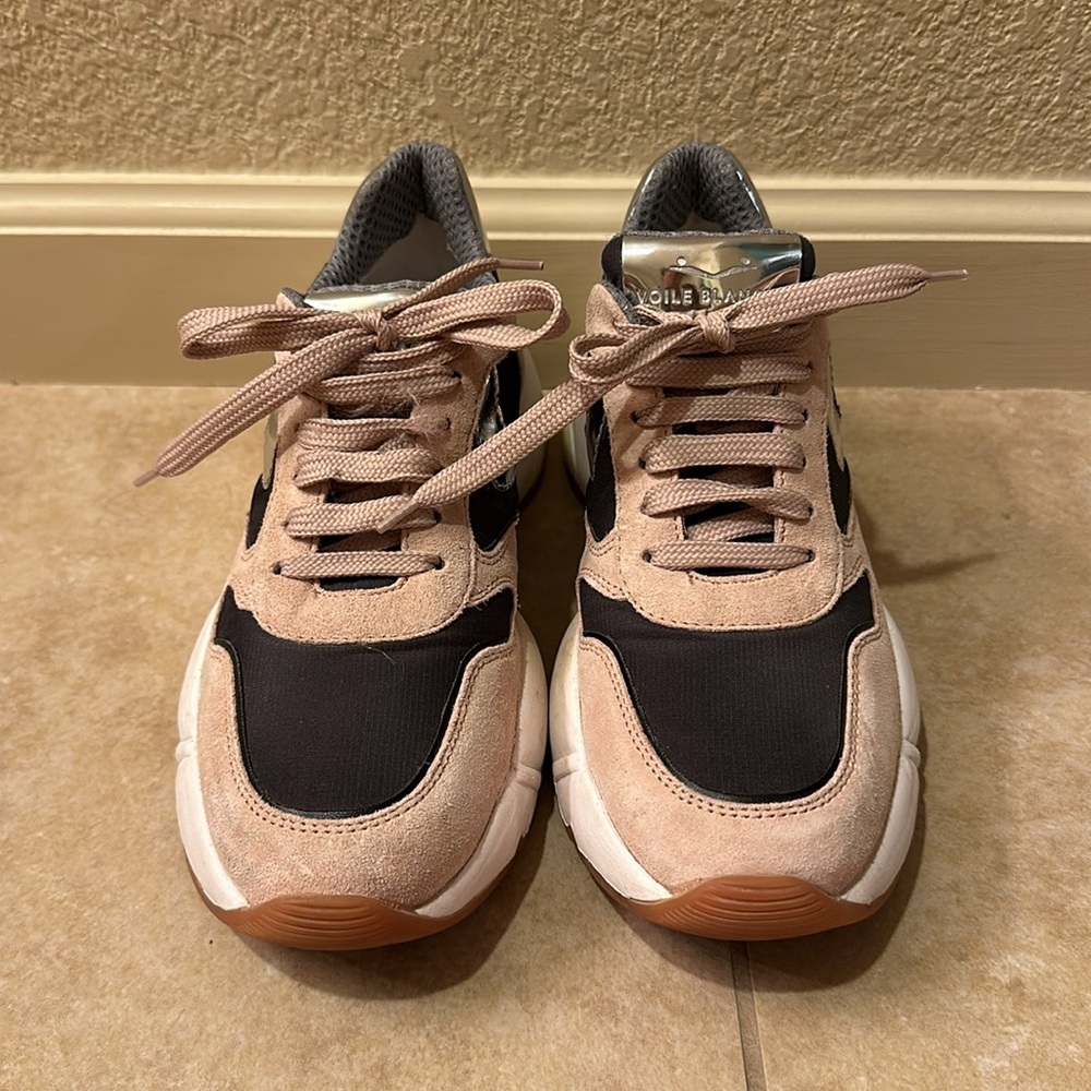 Voile Blanche Sneakers - Picture 3 of 6